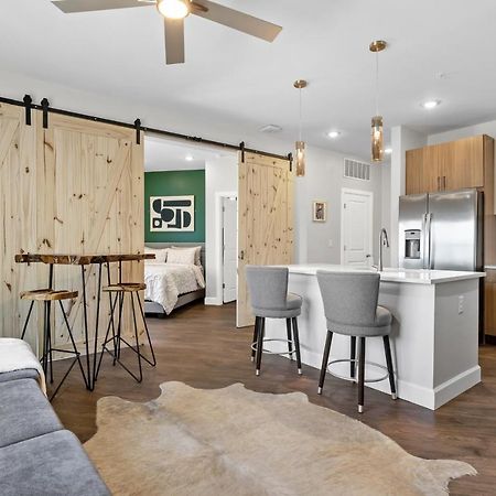 נאשוויל The Iconic Suite W/Cityskyline View The Gulch מראה חיצוני תמונה